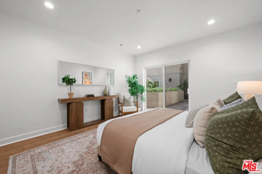 11115 Acama Street #104 photo 31