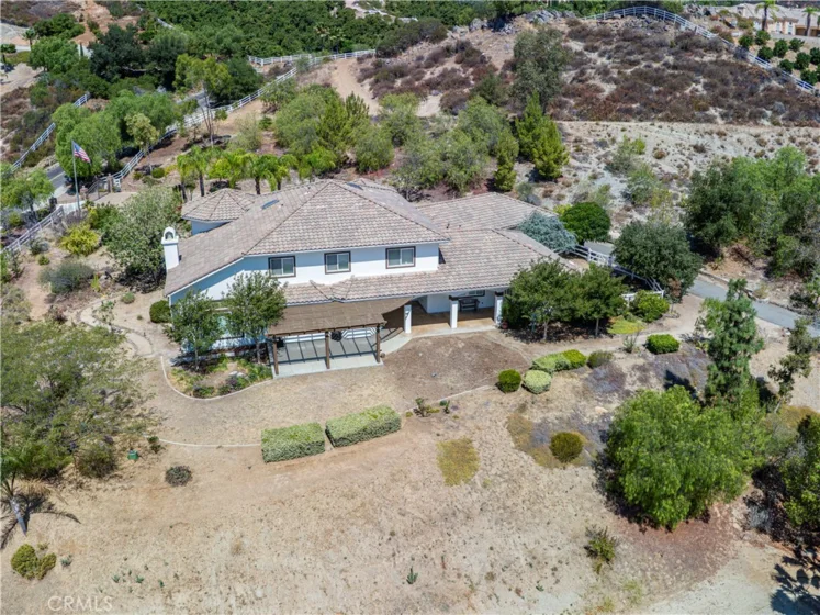 21100 Paseo Montana photo 66
