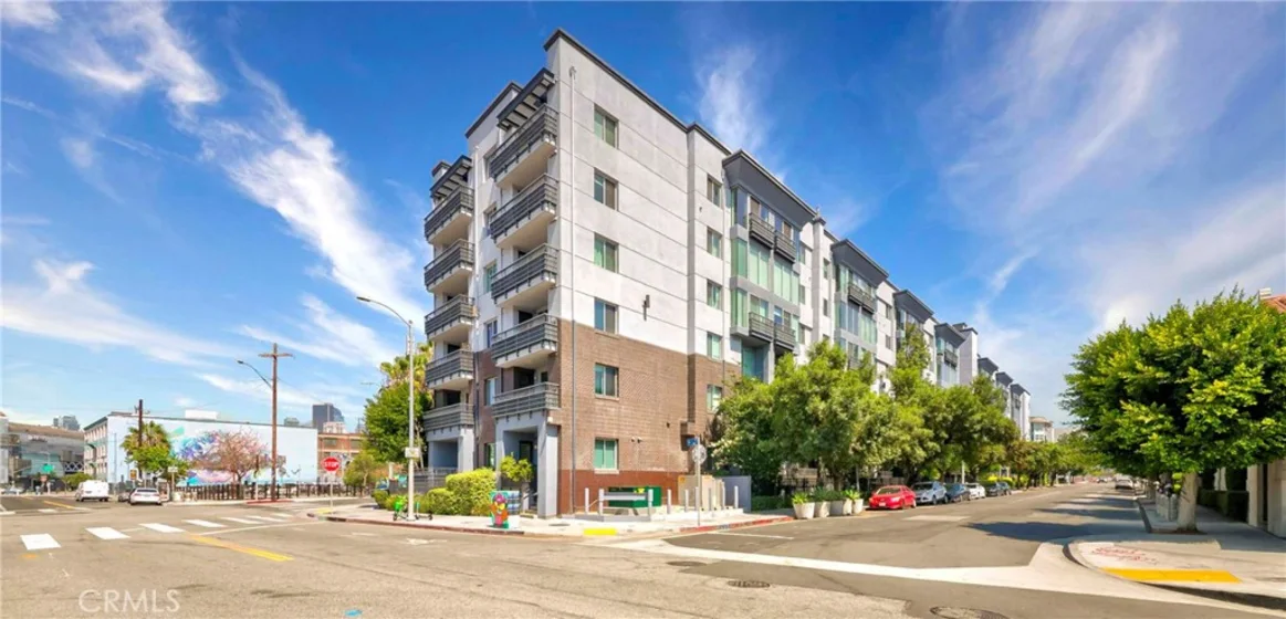 629 Traction Avenue #307 photo 13