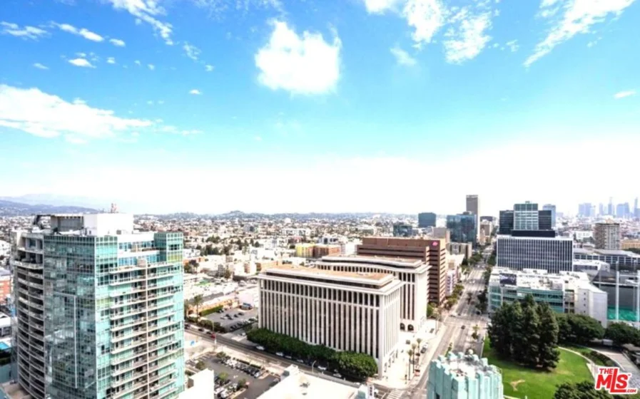 3810 Wilshire Boulevard #1706 photo 6