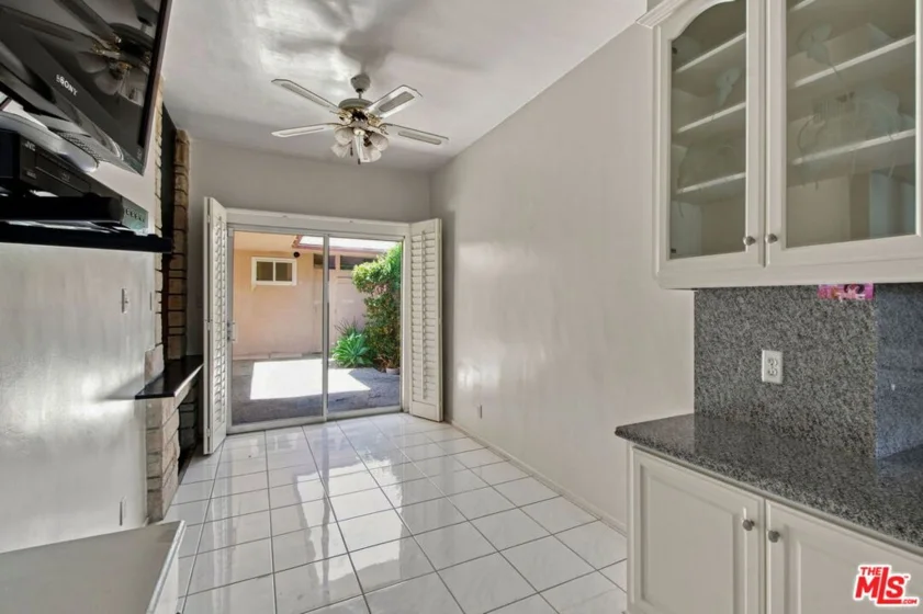 5452 W 57th Street photo 9