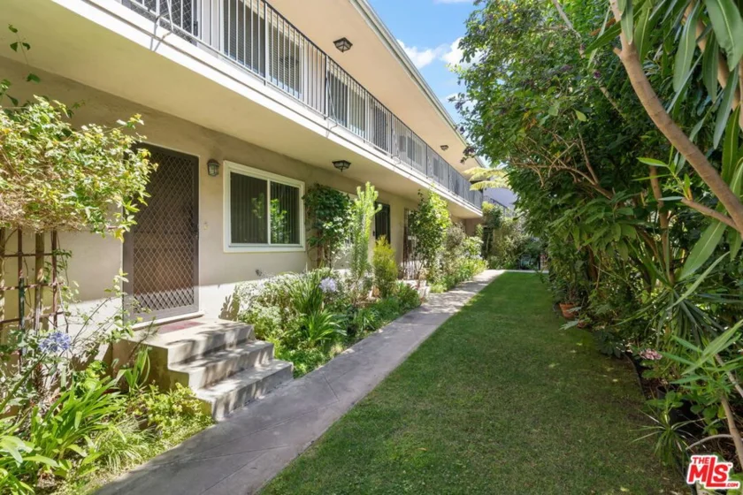 1517 Harvard Street #3 photo 1