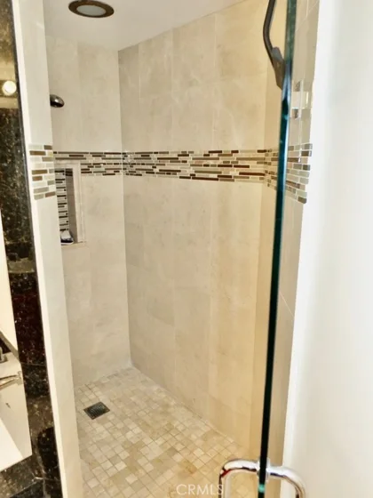 525 E Seaside Way 1007 photo 27