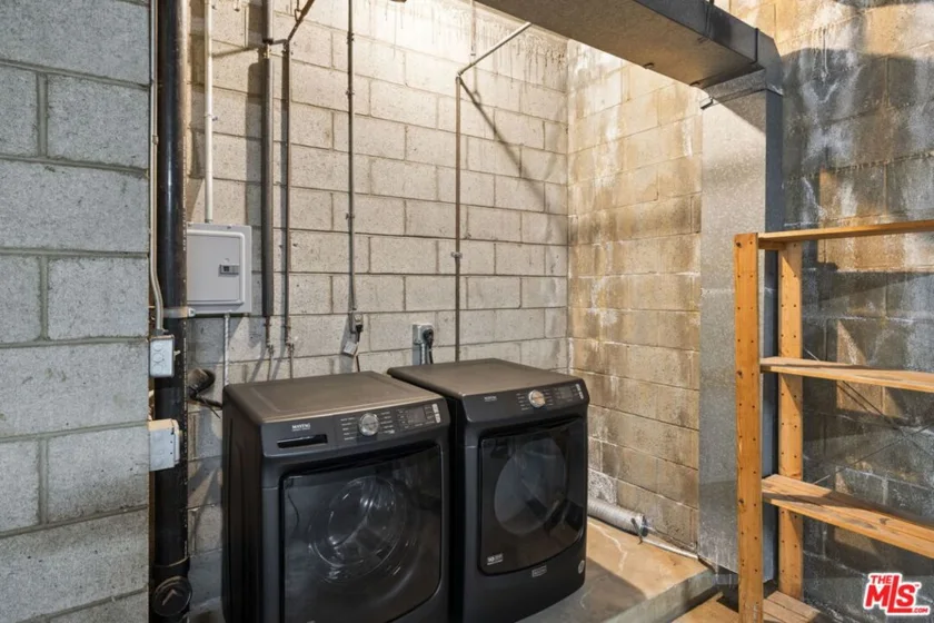 925 14th Street #19 photo 31