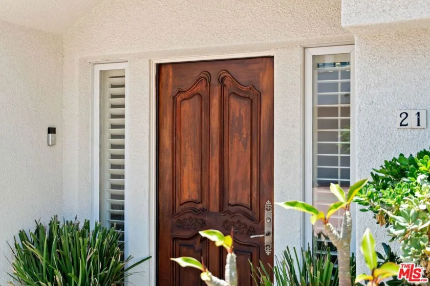 6435 Zumirez Drive #21 photo 46