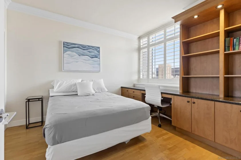 700 W Harbor Drive #1502 photo 16