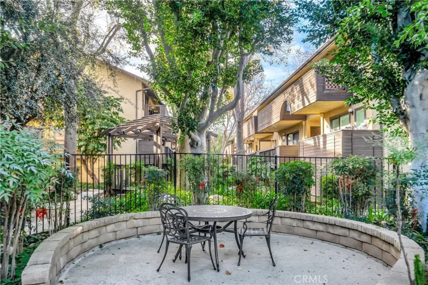 7308 Corbin Avenue #G photo 17
