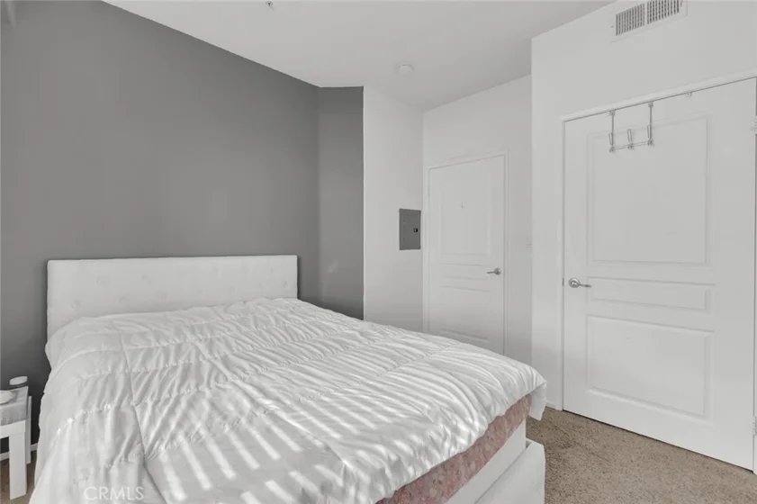 2120 Watermarke photo 14