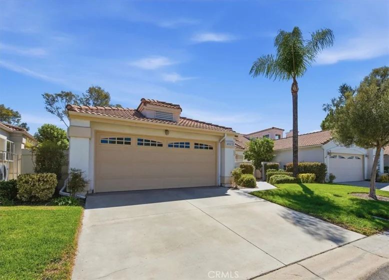 40472 Via Amapola photo 3