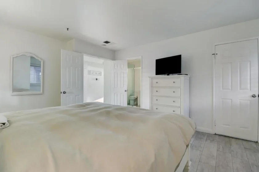 714 Seacoast Drive #104 photo 27