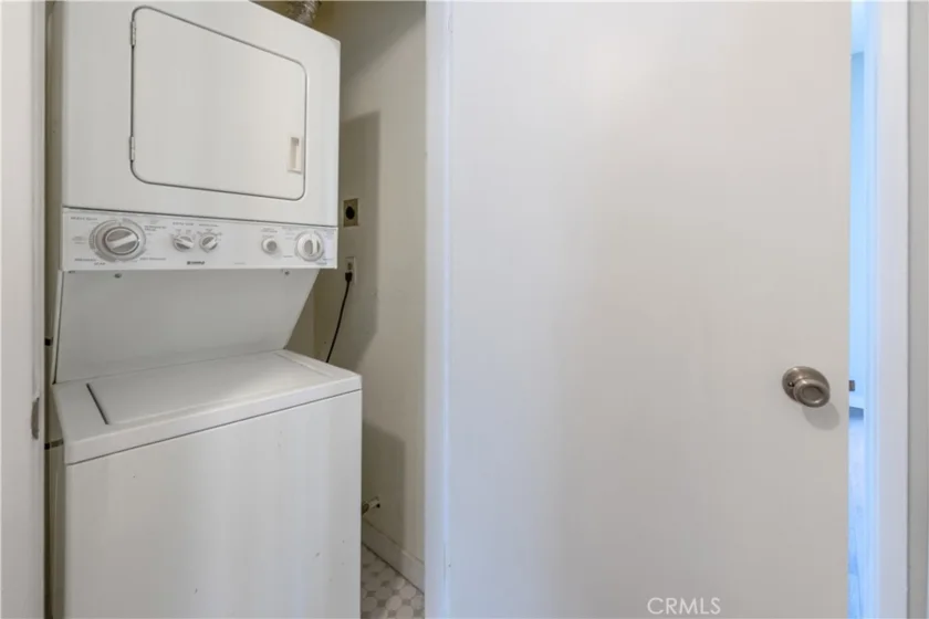730 W 4th Street #308 photo 16