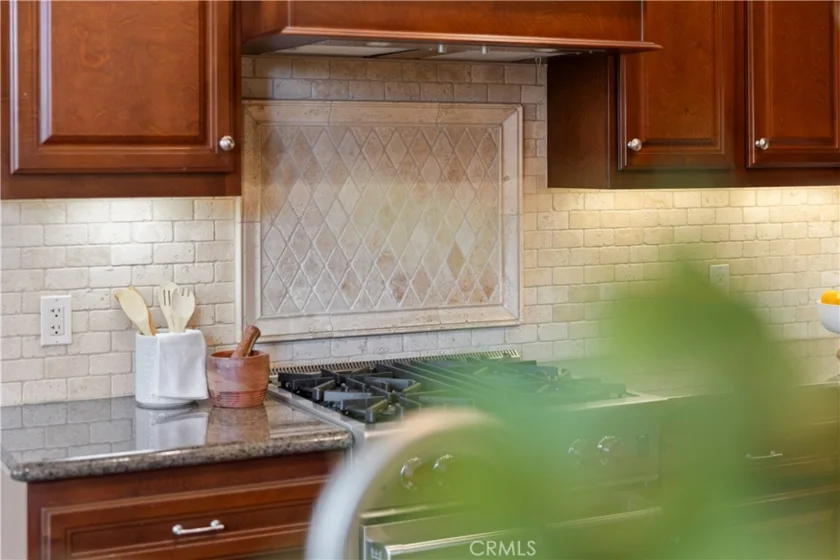 401 Bernard Street #409 photo 18