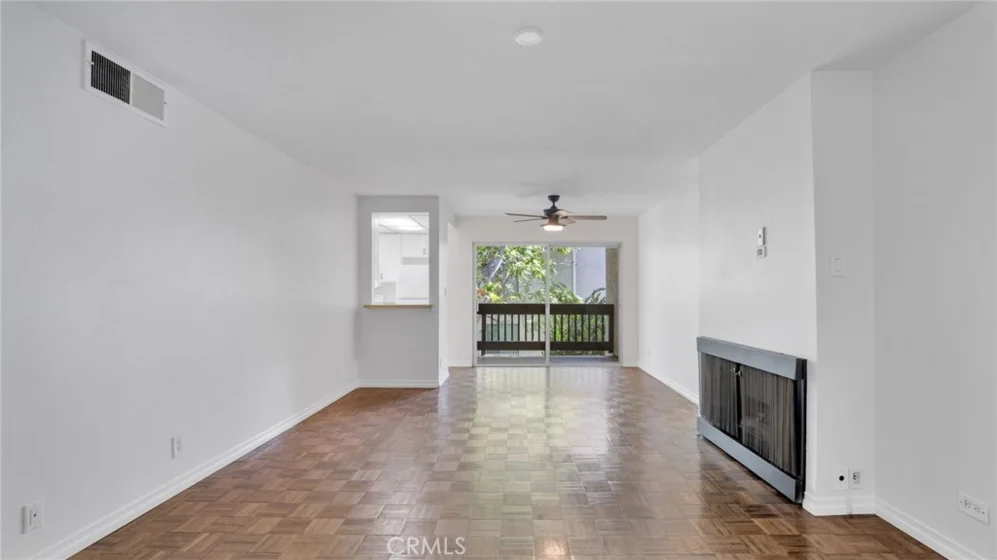 9214 Summertime Lane photo 2