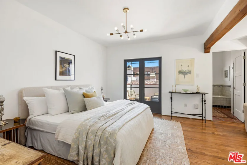1414 N Harper Avenue #10 photo 12