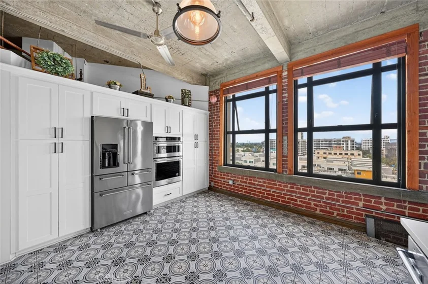 100 W 5th Street #7E photo 17