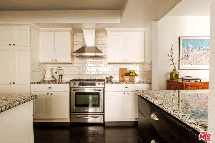 14569 Benefit Street #209 photo 3