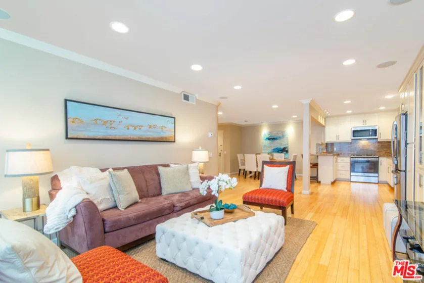 415 Montana Avenue #205 photo 1
