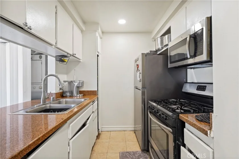 21219 Roscoe photo 6