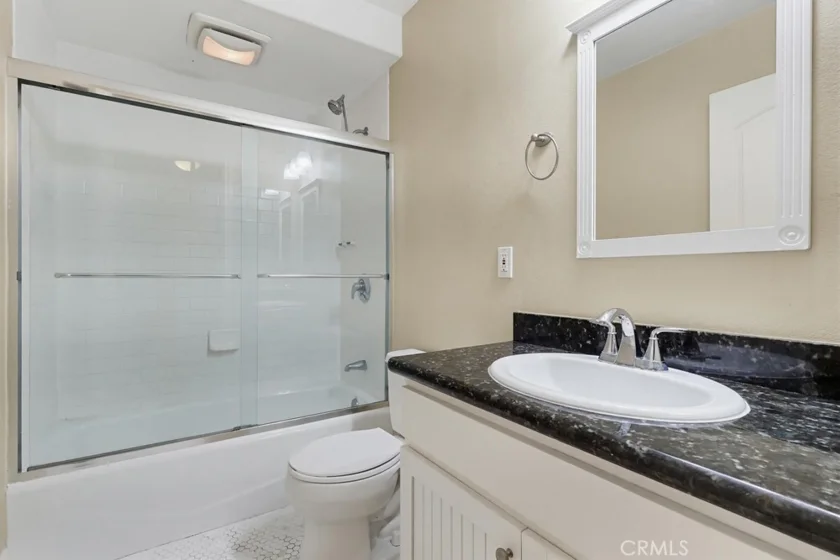 1720 Newport Avenue #2 photo 28