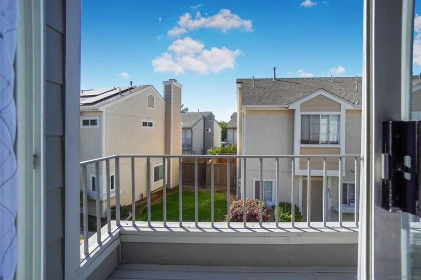 8966 Arlingdale Way photo 18