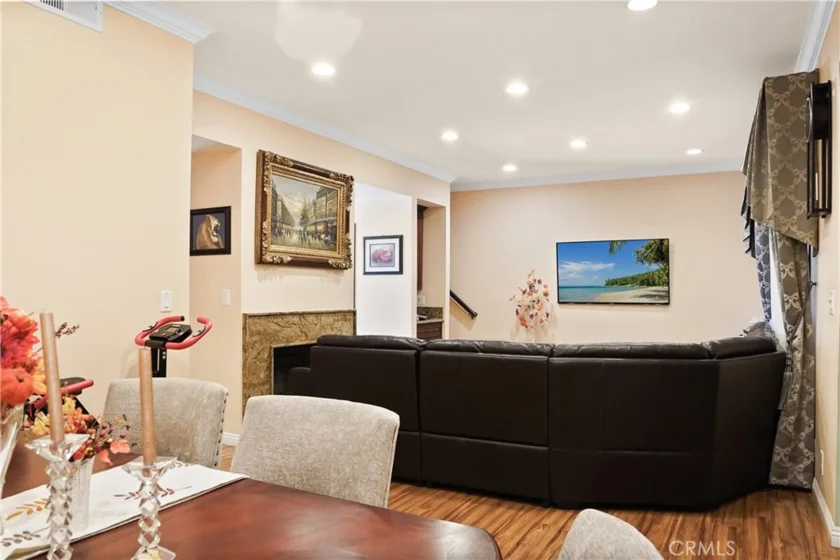 14239 Sherman Way #3 photo 5