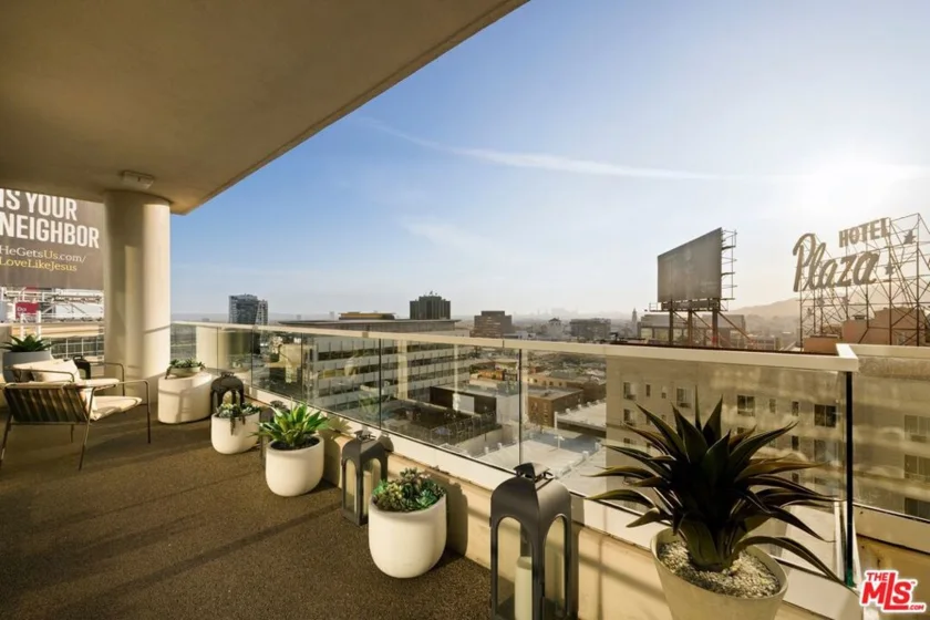 6250 Hollywood Boulevard #14H photo 30