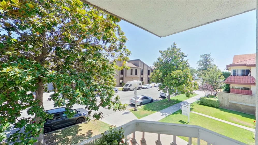 522 W Stocker #6 photo 19
