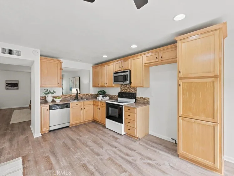 24494 Copper Cliff Court photo 12