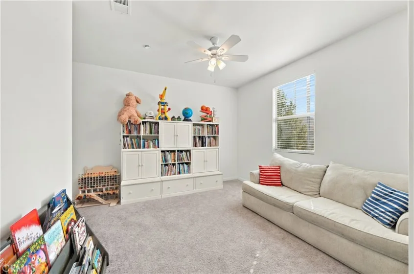 34306 Kensington Street photo 3