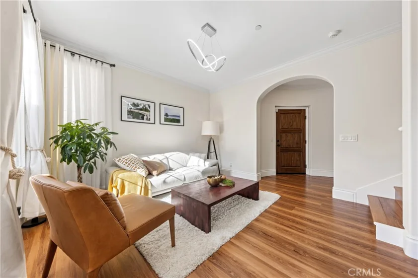 77 Canyoncrest photo 10