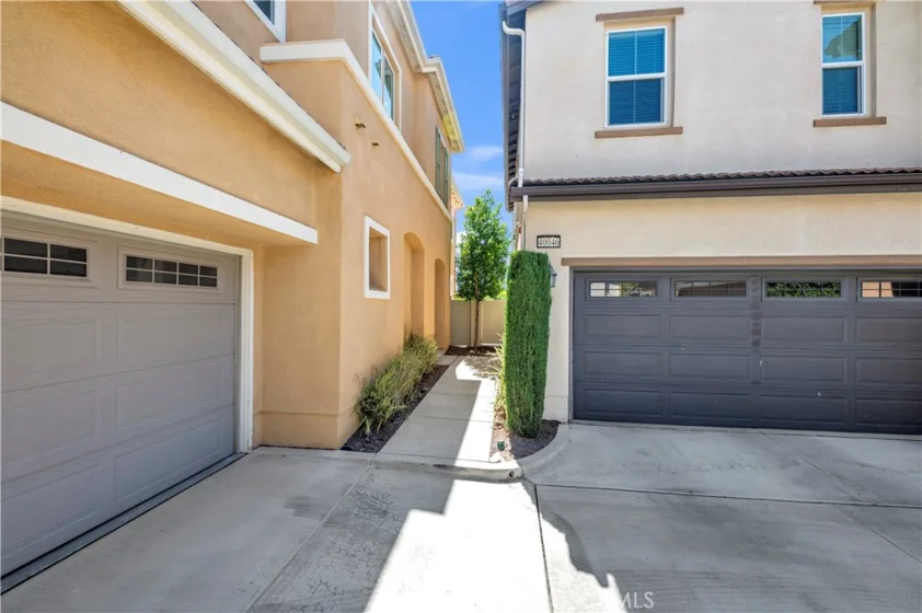 40042 Calle Real photo 5