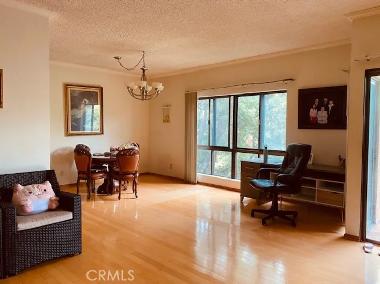 651 Wilcox Avenue #2C photo 1