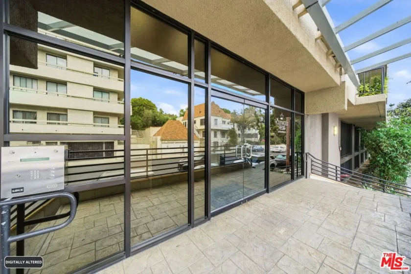 7320 Hawthorn Avenue #410 photo 24