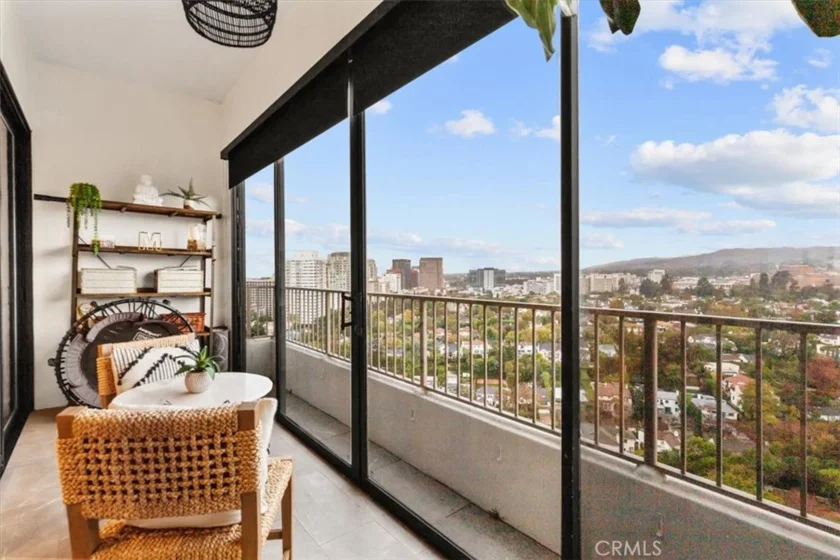 10501 Wilshire #2212 photo 8