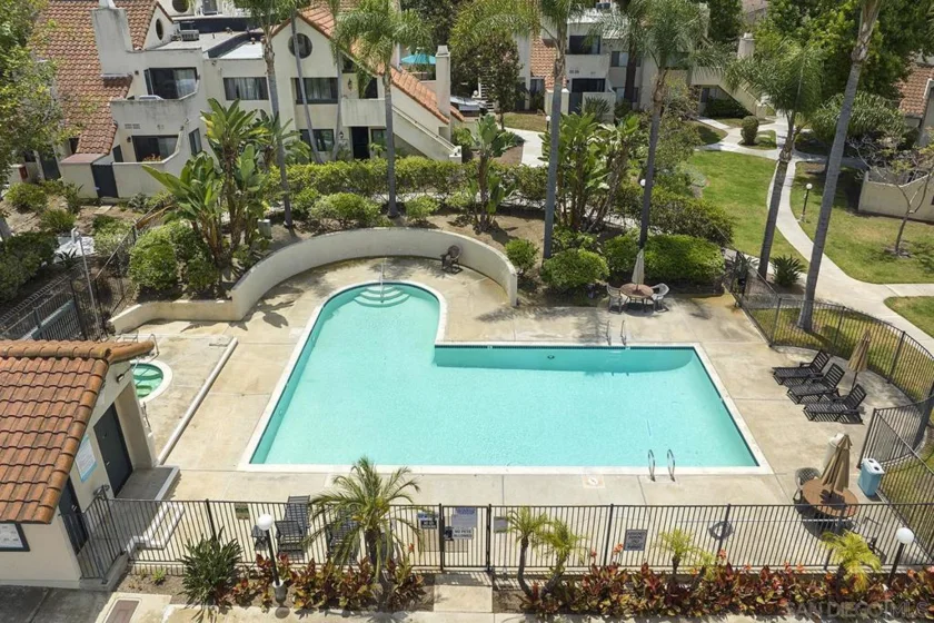 355 N N Melrose Drive #E photo 36