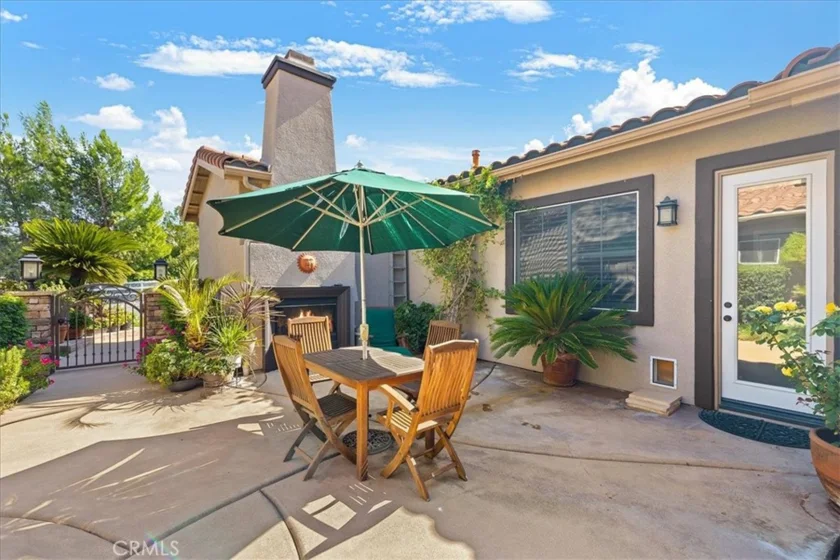 42926 Joshua Tree Court photo 9