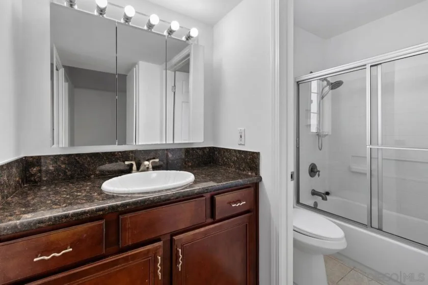 4524 Wilson Avenue #201 photo 17