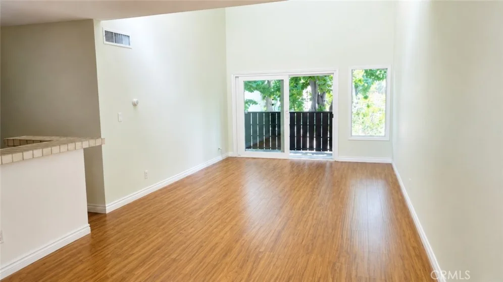 18645 Hatteras Street #206 photo 16