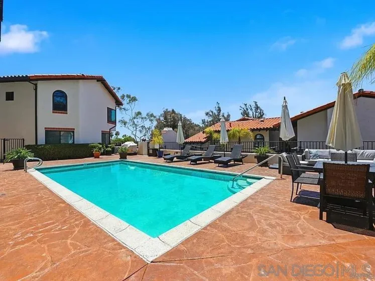 4008 Ampudia Street photo 20