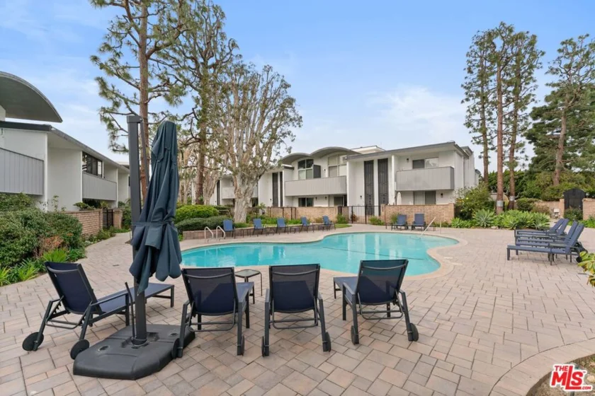 13224 Admiral Avenue #D photo 17