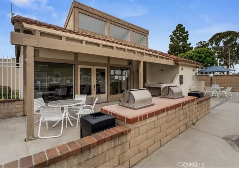 4791 Lago Drive #200 photo 32