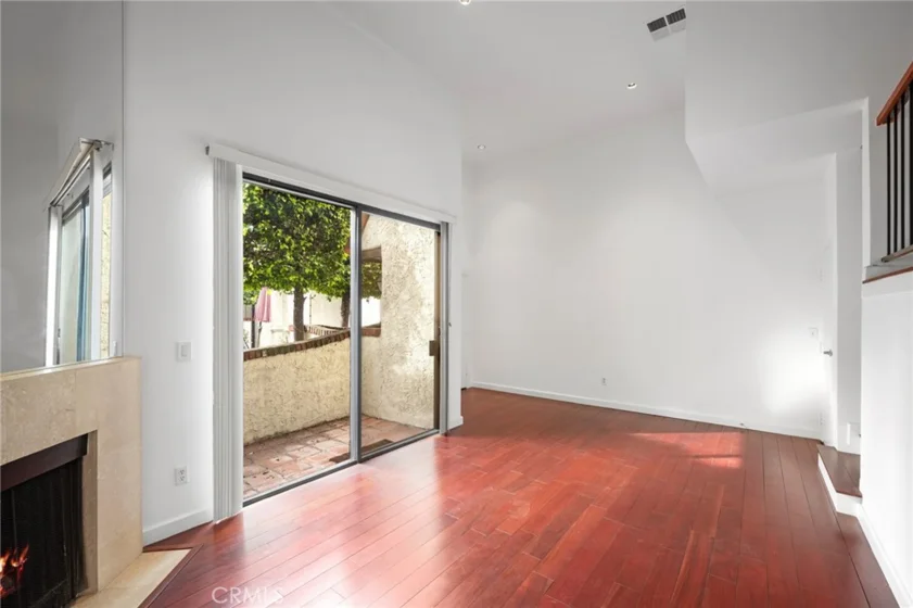 300 N Isabel Street #10 photo 30