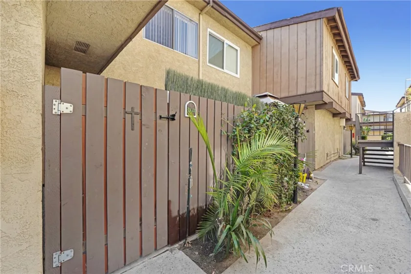 7301 Lennox Avenue #D13 photo 10