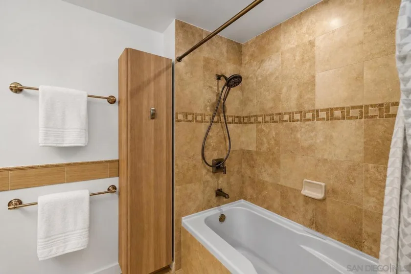 700 W E Street #403 photo 7