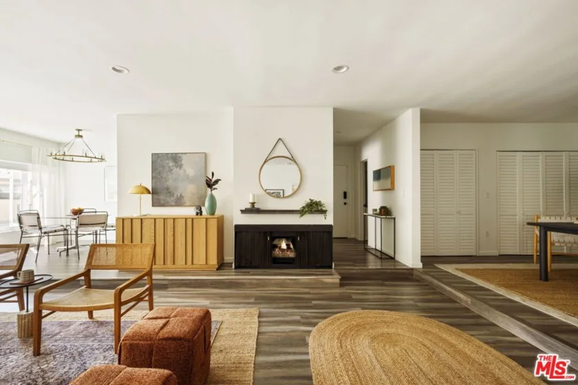 11820 Mayfield Avenue #105 photo 11