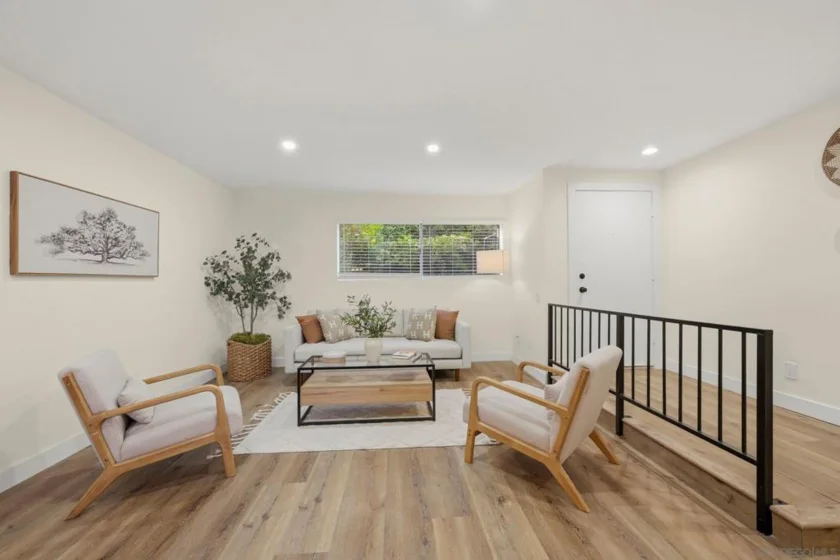 7954 Mission Center #B photo 2