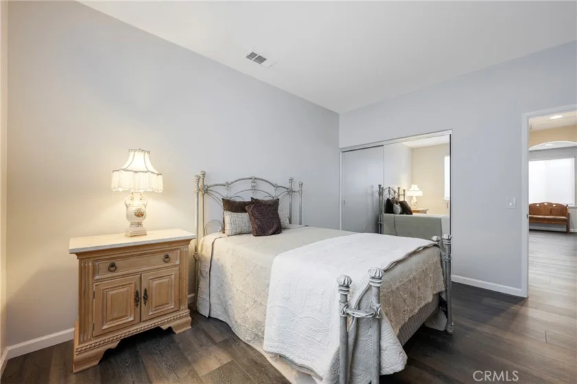 39416 Cardiff Avenue photo 43