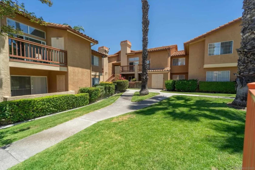 42140 Lyndie Lane #20 photo 2