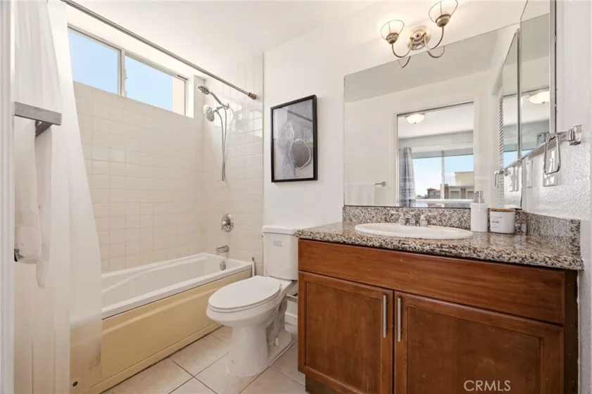 580 W Main Street #302 photo 21