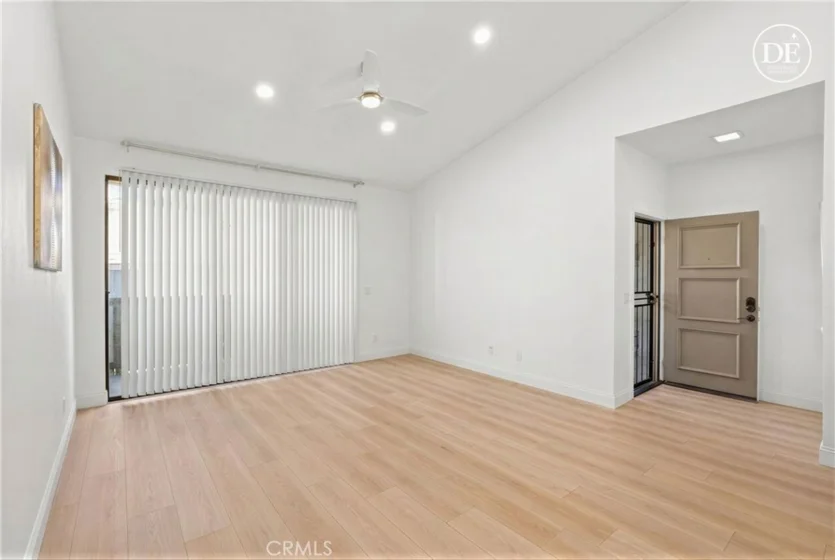 10511 S Lakeside Drive #H photo 4